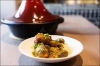 Тажин с курицей и солеными лимонами