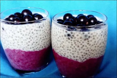 Пудинг с семенами чиа и ликером