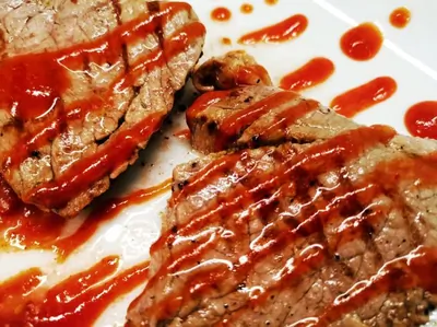 Жареный стейк из телятины