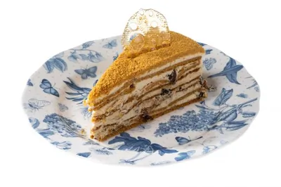 Классический медовик с черносливом