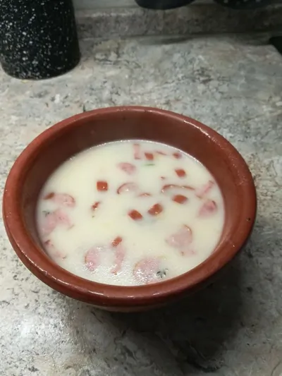 Сырный суп с охотничьими колбасками