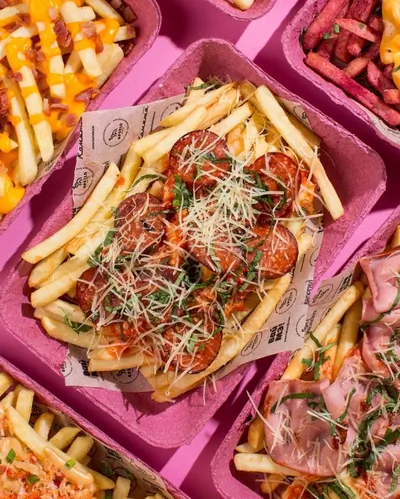 Картофель фри с пепперони