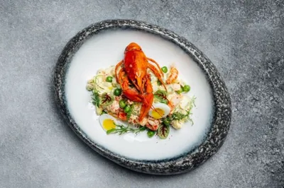 Оливье с раковыми шейками и домашним майонезом