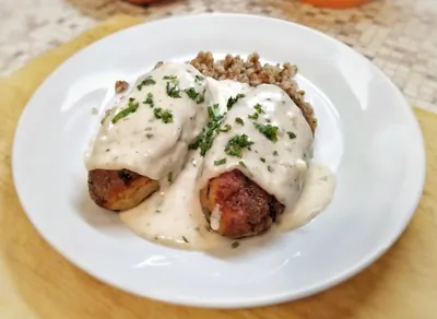 Картофельно-рыбные котлеты с кинзой