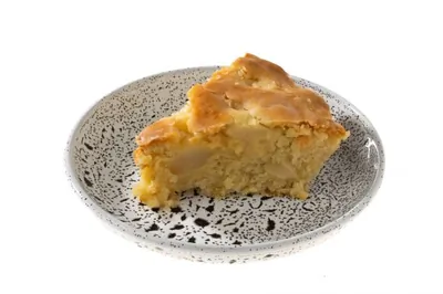 Постный заливной пирог с грушами и миндалем