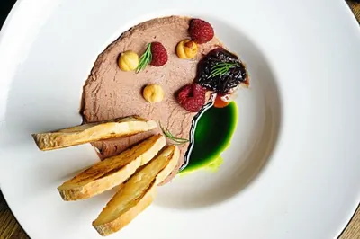 Паштет из куриной печени с красным вином