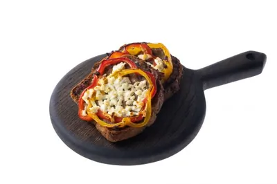 Бутерброды странджанки с фаршем, брынзой и болгарским перцем