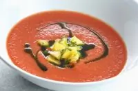Гаспачо из перца и персиков