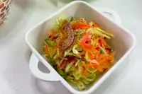 Имбирный салат из капусты