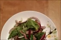 Салат с говядиной по-тайски