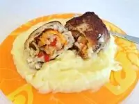 Рулетики из минтая с овощной начинкой