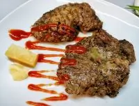 Стейк пиканья из мраморной говядины