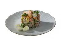 Оливье с пряной курицей