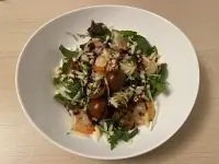 Легкий и быстрый салат с креветками