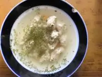 Суп с клецками на бульоне из говяжьей вырезки