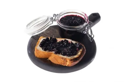 Варенье-пятиминутка из черной смородины