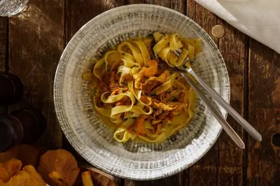 Феттучини с лисичками