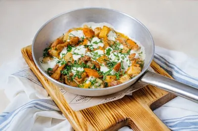 Рагу из кролика с сыром страккино