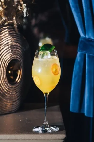 Коктейль «Юдзу и кумкват»