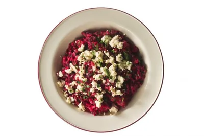 Свекольное ризотто с маринованным тофу