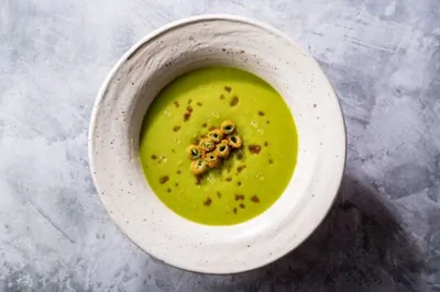 Крем-суп из зеленого горошка с овощами