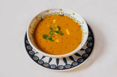 Крем-суп из батата с тофу и карри