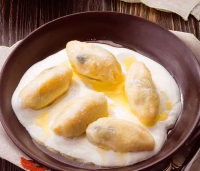 Кныдли в сметане с черносливом