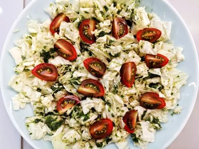 Салат из пекинской капусты с домашним майонезом