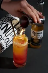 Коктейль Corona Sunrise