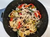 Овощное рагу с сыром дорблю и пармезаном