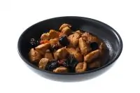 Грудка индейки, тушенная с черносливом