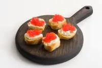 Фальшивый бутерброд с икрой