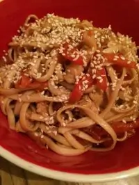 Яки-удон с курицей