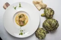 Ризотто из корня сельдерея с утиной фуа-гра и бульоном