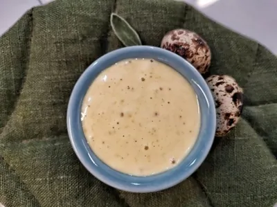 Майонез с куркумой и перепелиными яйцами