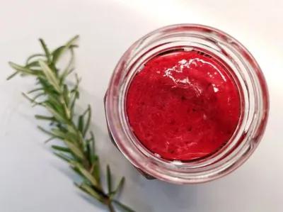 Клюквенное варенье с розмарином