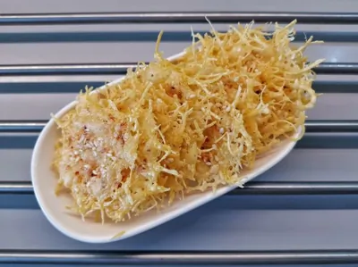 Острые хрустящие чипсы из сыра