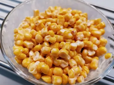 Острая консервированная кукуруза с майонезом