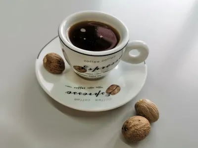 Кофе с кардамоном и мускатным орехом