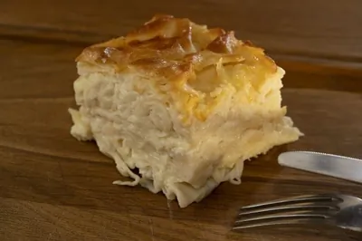 Ачма с сулугуни и имеретинским сыром