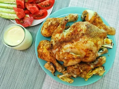 Имбирно-пряная курица, запеченная на соли