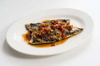 Скумбрия на мангале с соевым соусом