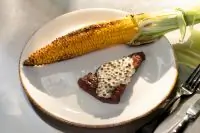 Стейки денвер с кукурузой на гриле