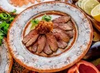 Ростбиф с пряными травами