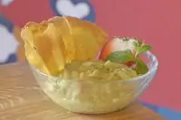 Сладкий мусс из авокадо с манго