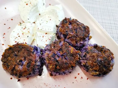 Котлеты из краснокочанной капусты