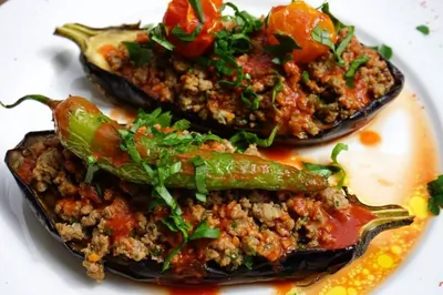 Запеченный баклажан с мясом лося