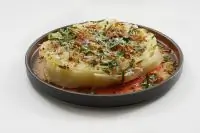 Печеная капуста с беконом и пармезаном