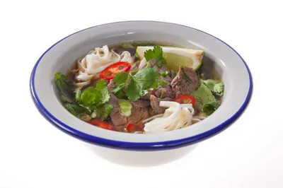 Быстрый мясной суп в стиле фо-бо