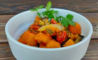 Соте из тыквы и баклажана